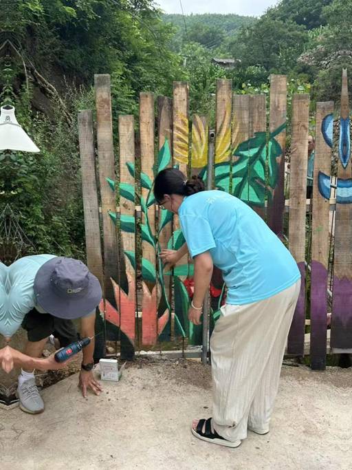 b99f007b4eeef880e76480c45ba118d